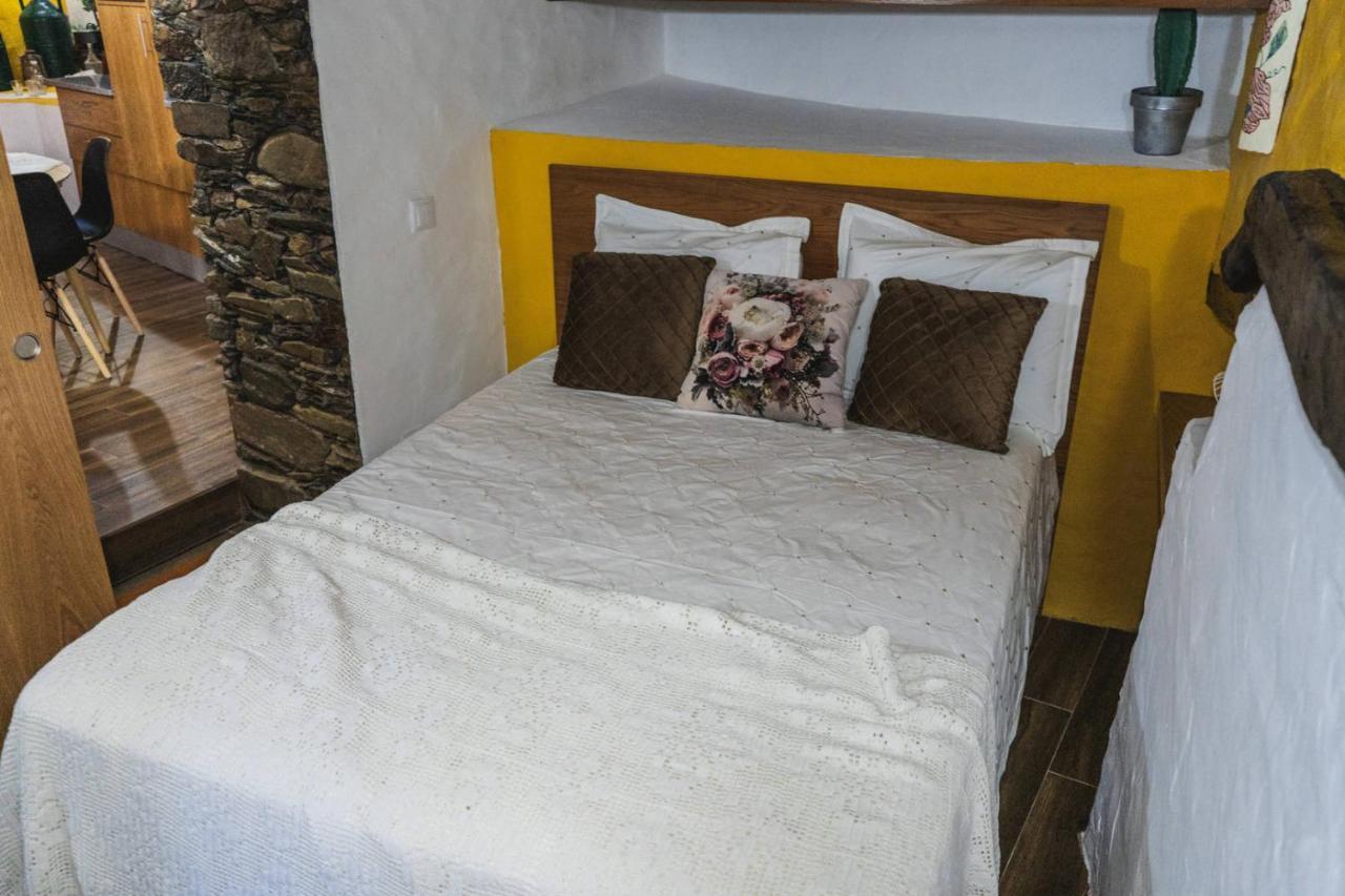 Montanhas Do Xisto - Casa Da Parreira Villa Candal  Eksteriør billede